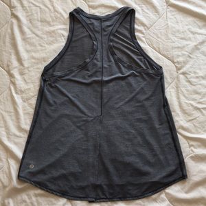 Super cute tie back lululemon racerback